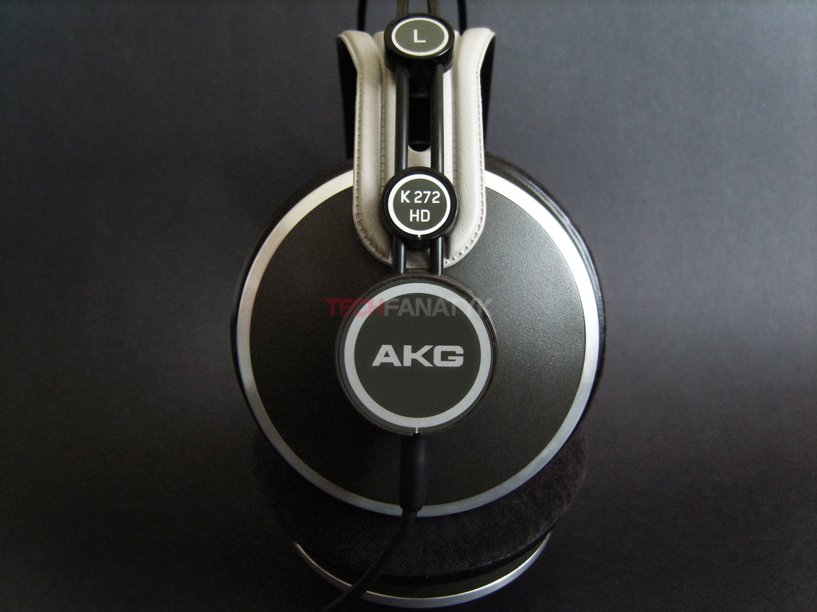 Recenzja AKG K272 HD | Audiofanatyk.pl