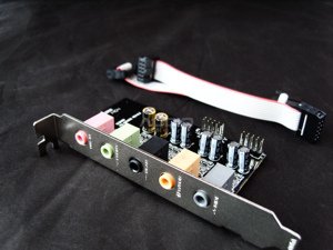 Recenzja karty dźwiękowej AIM SC808 Szkoda że karta-córka nie dotrzymuje kroku karcie-matce. Ale cóż, w tej cenie to i tak sporo.